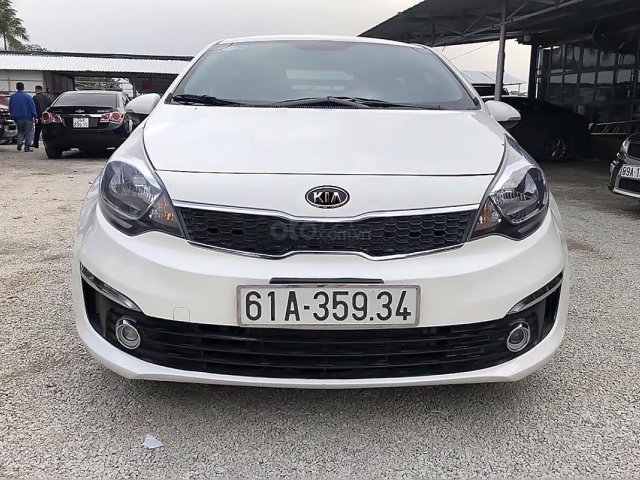 Bán xe Kia Rio 1.4AT đời 2016, màu trắng, nhập khẩu nguyên chiếc như mới