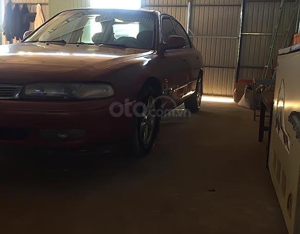 Bán nhanh xe Mazda 626 2.0 sản xuất năm 1995, số tay, máy xăng, màu cam, đã đi 300000 km, giá tốt0