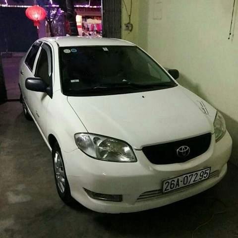 Bán ô tô cũ Toyota Vios MT đời 2005, màu trắng như mới, giá 160tr