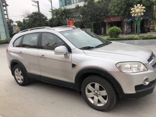 Xe Chevrolet Captiva LTZ AT đời 2007, màu bạc chính chủ