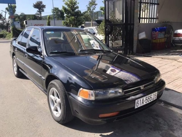 Cần bán lại xe Honda Accord AT sản xuất năm 1993, nhập khẩu nguyên chiếc 0