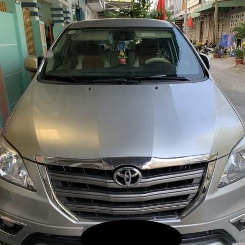 Bán ô tô Toyota Innova sản xuất 2014, màu bạc, 550tr