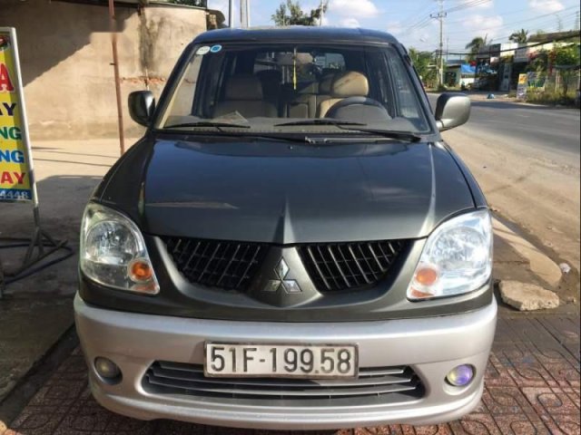 Bán Mitsubishi Jolie đời 2005, màu xám 