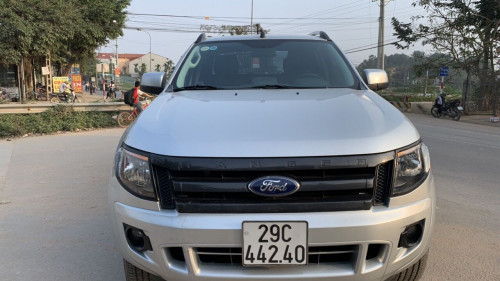 Bán Ford Ranger XLS AT năm 2014, màu bạc như mới