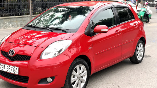 Bán Toyota Yaris sản xuất năm 2011, màu đỏ như mới, 430tr