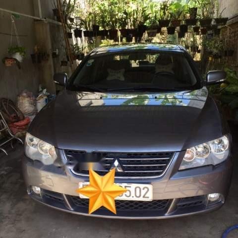 Cần bán xe Mitsubishi Lancer đời 2009, màu xám, xe nhập, giá cạnh tranh