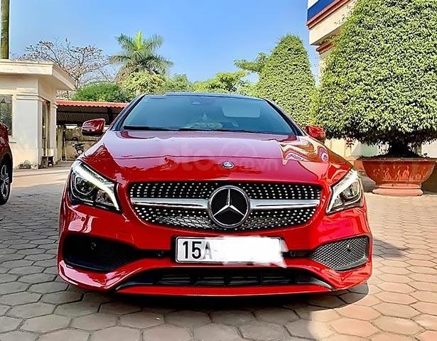 Bán xe Mercedes 250 năm sản xuất 2016, màu đỏ, nhập khẩu như mới