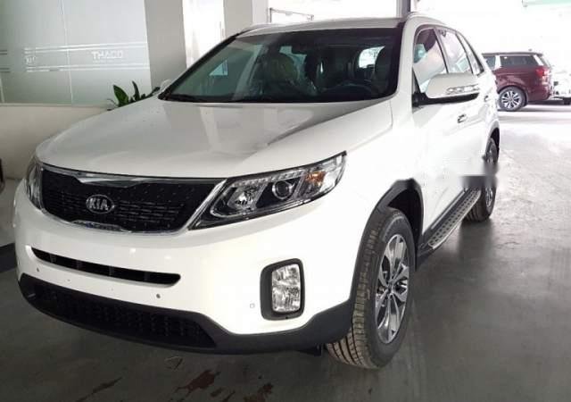 Bán ô tô Kia Sorento GATH đời 2018, màu trắng