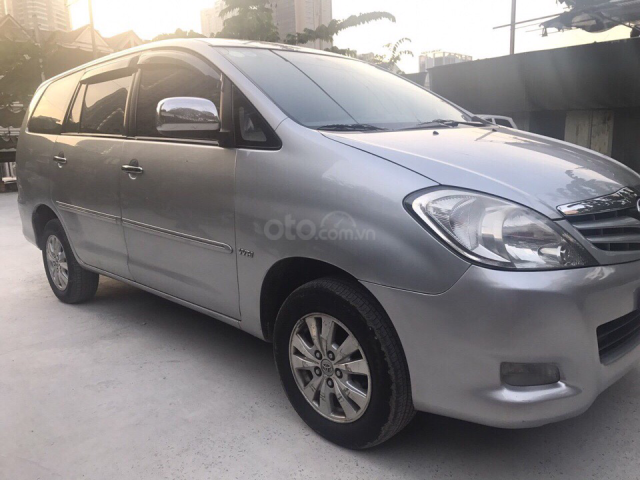 Bán xe Innova sản xuất 2010, xe không qua taxi hay dịch vụ