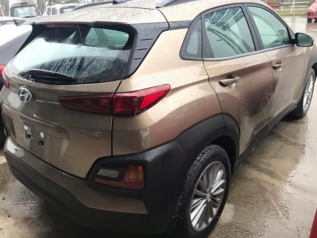 Bán Hyundai Kona 2.0 AT đời 2019, màu nâu 