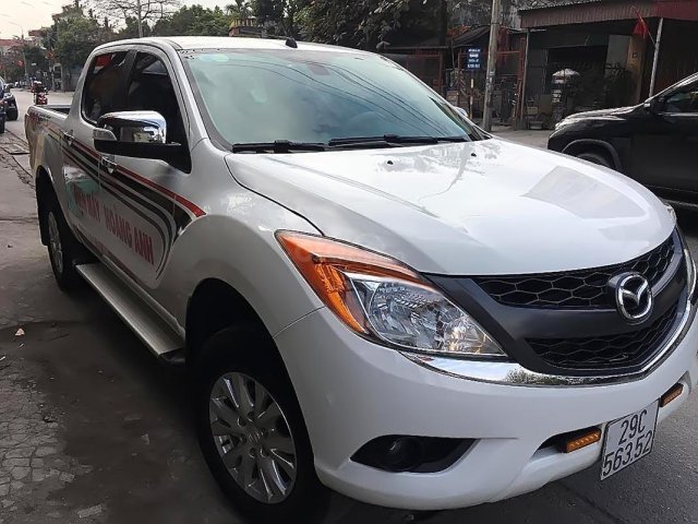 Bán Mazda BT 50 năm sản xuất 2015, màu trắng, xe nhập  