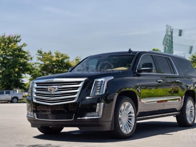 Bán Cadillac Escalade ESV Platinum sản xuất 2016, xe mới, giá cạnh tranh nhất0