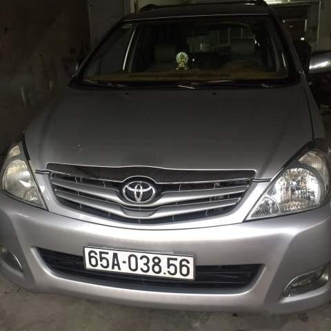 Bán xe Toyota Innova 2008, màu xám 