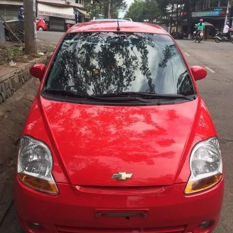 Cần bán xe Chevrolet Spark đời 2015, màu đỏ, giá tốt