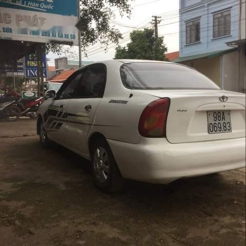 Cần bán lại xe Daewoo Lanos 2003, màu trắng, 69tr