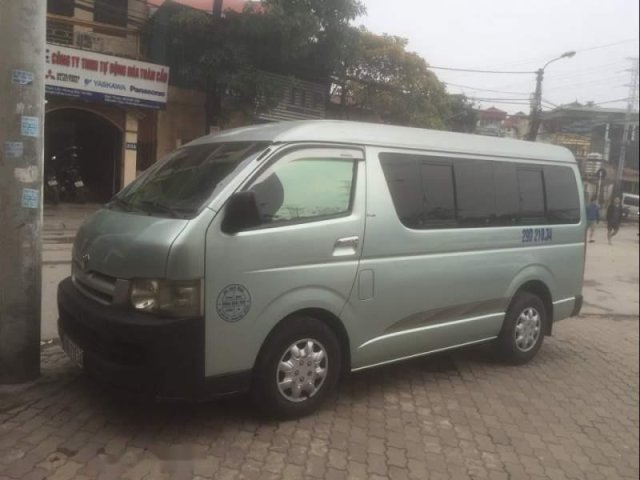 Cần bán Toyota Hiace đời 2007 giá cạnh tranh