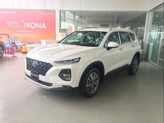 Bán xe Hyundai Santa Fe 2019, màu trắng giá cạnh tranh