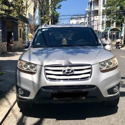 Bán Hyundai Santa Fe sản xuất năm 2009, màu bạc, xe nhập, giá tốt