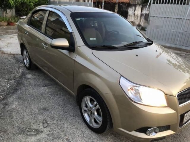 Cần bán xe Chevrolet Aveo 2015, còn mới giá cạnh tranh