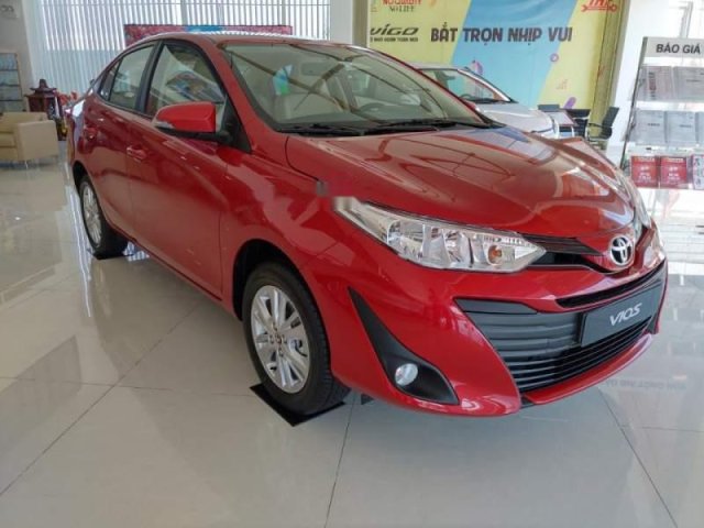 Bán xe Toyota Vios 1.5E CVT sản xuất năm 2019, màu đỏ, giá chỉ 554 triệu