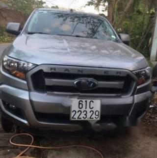 Cần bán gấp Ford Ranger XLS 2.2L 4x2 MT năm sản xuất 2016, màu xám xe gia đình