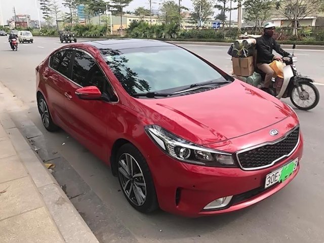 Cần bán lại xe Kia Cerato 2.0 AT 2016, màu đỏ, đk cuối 2016