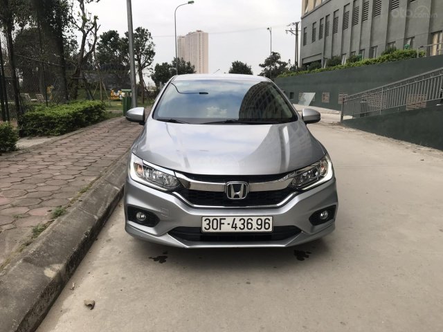 Bán Honda City 1.5 sản xuất 2017, màu bạc, xe gia đình, 565tr