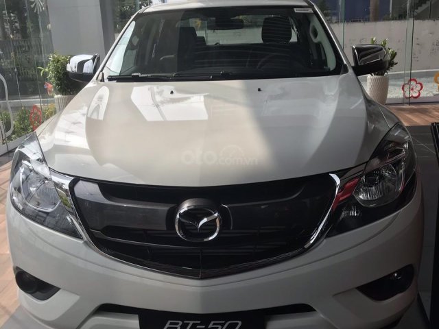 Mazda BT50 2020, hỗ trợ vay 85%, lãi suất thấp, trả trước 108tr lấy xe