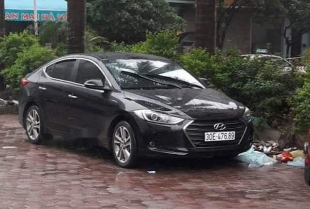 Bán Hyundai Elantra 2.0 GLS 2017, màu đen, giá 635tr