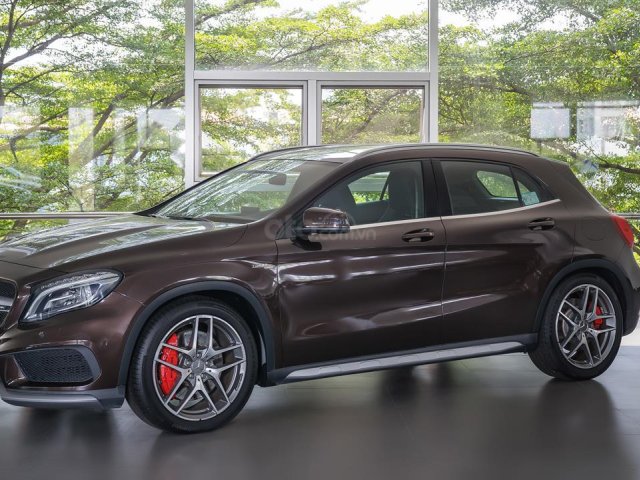 Bán Mercedes GLA45 cũ 2017 AMG, lướt 400 km, nhập khẩu chính hãng0