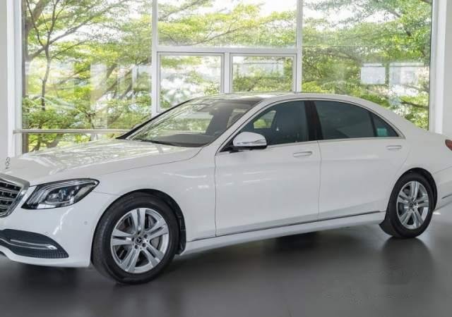 Cần bán gấp Mercedes S450 năm sản xuất 2017, màu trắng