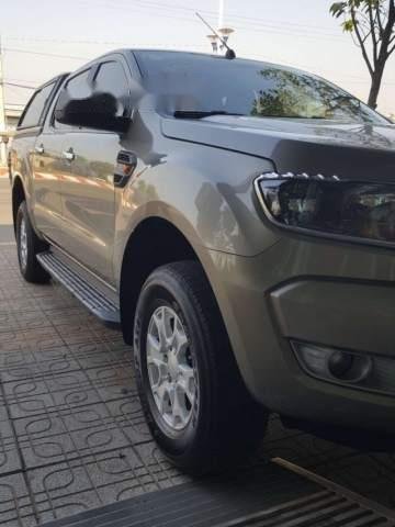 Bán Ford Ranger XLS 2.2 MT năm 2016, xe nhập xe gia đình, 535tr0