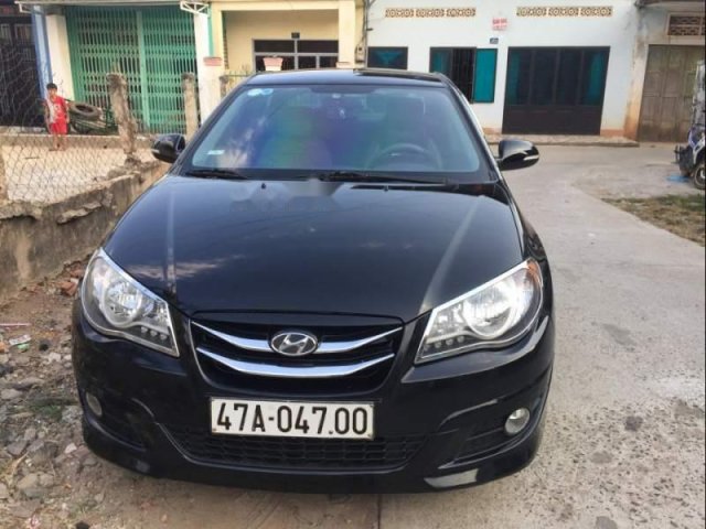 Cần bán lại xe Hyundai Avante sản xuất 2013, màu đen xe gia đình 