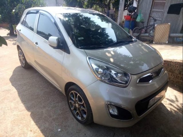 Cần bán gấp Kia Picanto S 2014, xe gia đình