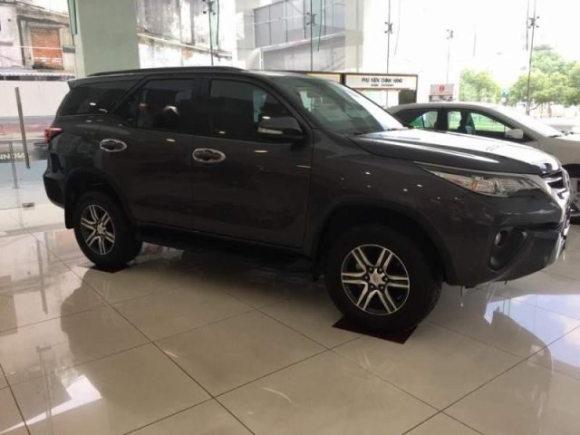 Bán Toyota Fortuner 2.4G năm sản xuất 2019, màu xám, nhập khẩu nguyên chiếc