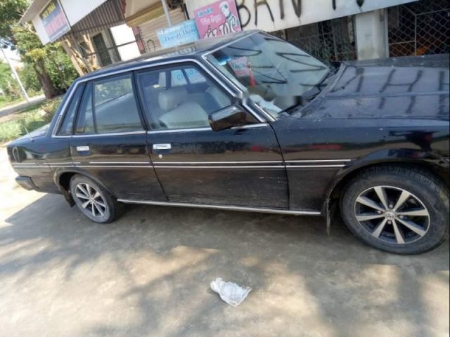 Cần bán lại xe Toyota Cressida năm 1987, màu đen giá cạnh tranh0