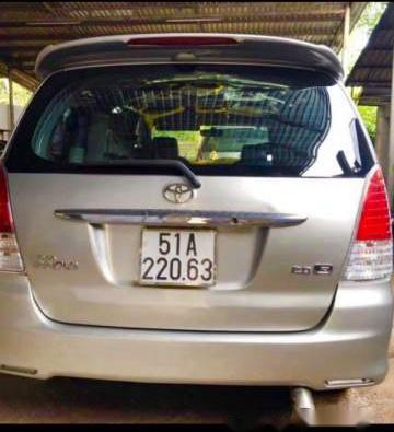 Bán Toyota Innova năm 2006, màu bạc, giá 285tr