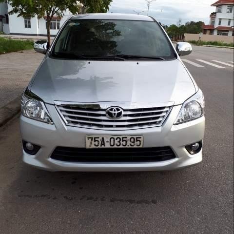 Bán Toyota Innova E đời 2013, màu bạc, giá 476tr