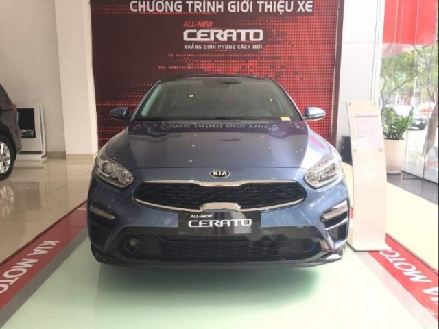 Bán xe Kia Cerato đời 2019, màu xanh lam, giá 635tr