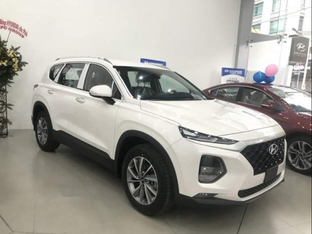 Bán ô tô Hyundai Santa Fe sản xuất 2019, màu trắng