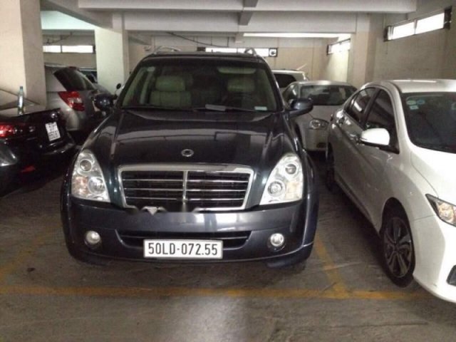 Bán Ssangyong Rexton II sản xuất năm 2008, màu xám, nhập khẩu nguyên chiếc số sàn0