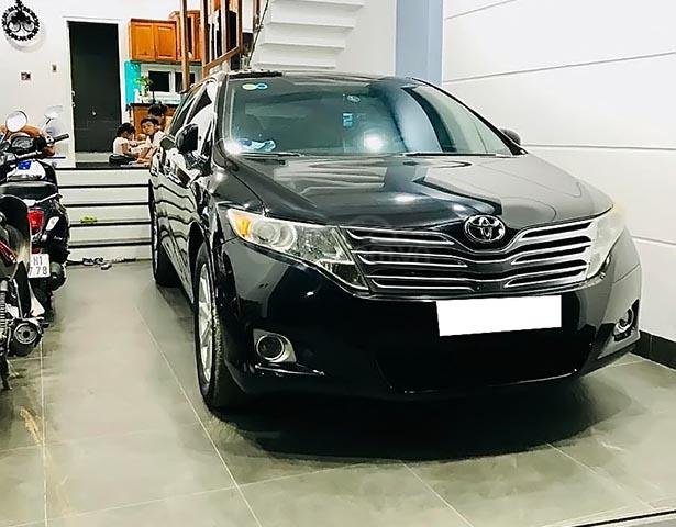 Bán Toyota Venza 2.7 AWD sản xuất năm 2009, màu đen, xe nhập