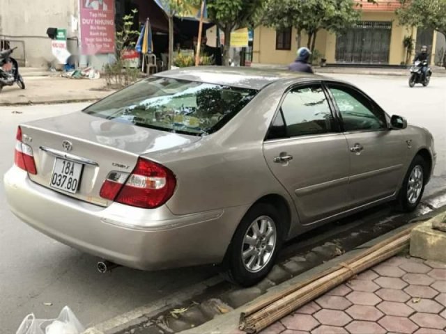 Cần bán xe Toyota Camry đời 2003, xe nhập chính chủ