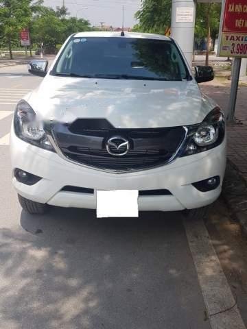 Bán Mazda BT 50 sản xuất năm 2017, màu trắng 