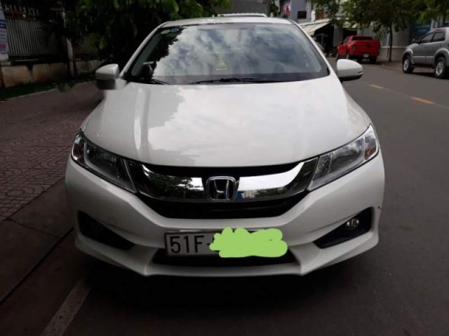 Cần bán Honda City AT 2016, màu trắng còn mới, 525 triệu