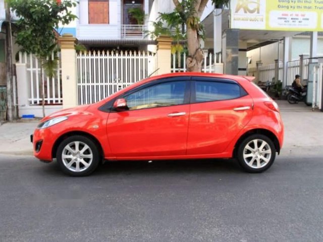 Bán ô tô Mazda 2 S AT sản xuất 2013, màu đỏ còn mới