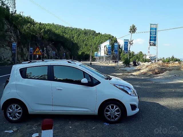 Xe Chevrolet Spark năm sản xuất 2014, màu trắng 