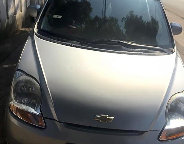 Bán Chevrolet Spark LT 0.8 AT đời 2009, màu bạc xe gia đình0