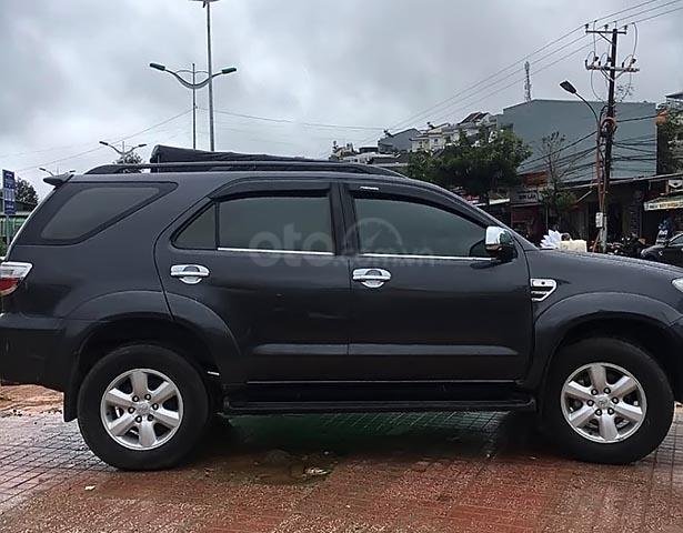 Bán ô tô Toyota Fortuner đời 2011, màu xám, 630tr