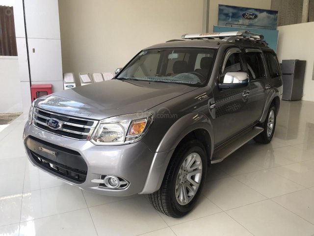 Bán xe Ford Everest Limited 2.5L Sx 2014 số tự động, xem xe thích ngay, có bảo hành chính hãng